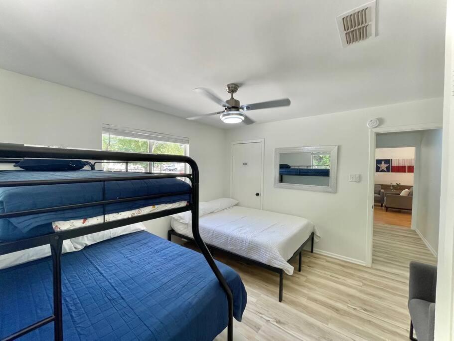 Canyon Lake River House Retreat-Location With Hot Tub Bagian luar foto
