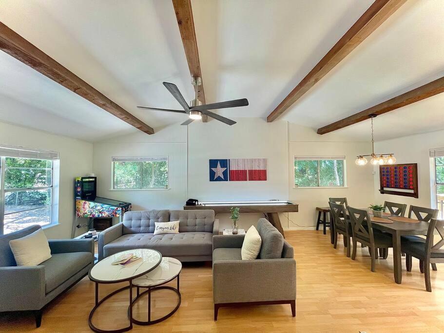 Canyon Lake River House Retreat-Location With Hot Tub Bagian luar foto