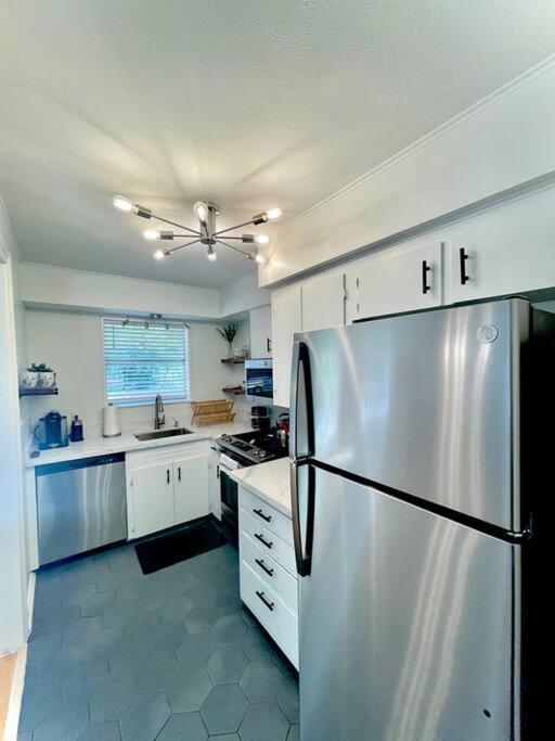 Canyon Lake River House Retreat-Location With Hot Tub Bagian luar foto