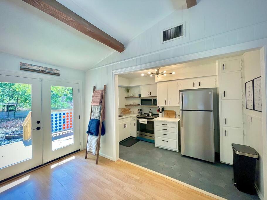 Canyon Lake River House Retreat-Location With Hot Tub Bagian luar foto